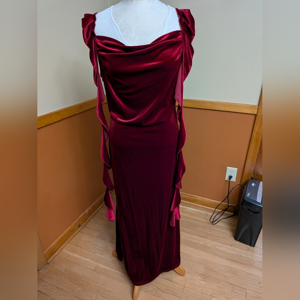 Elegant Red Velvet Evening Gown